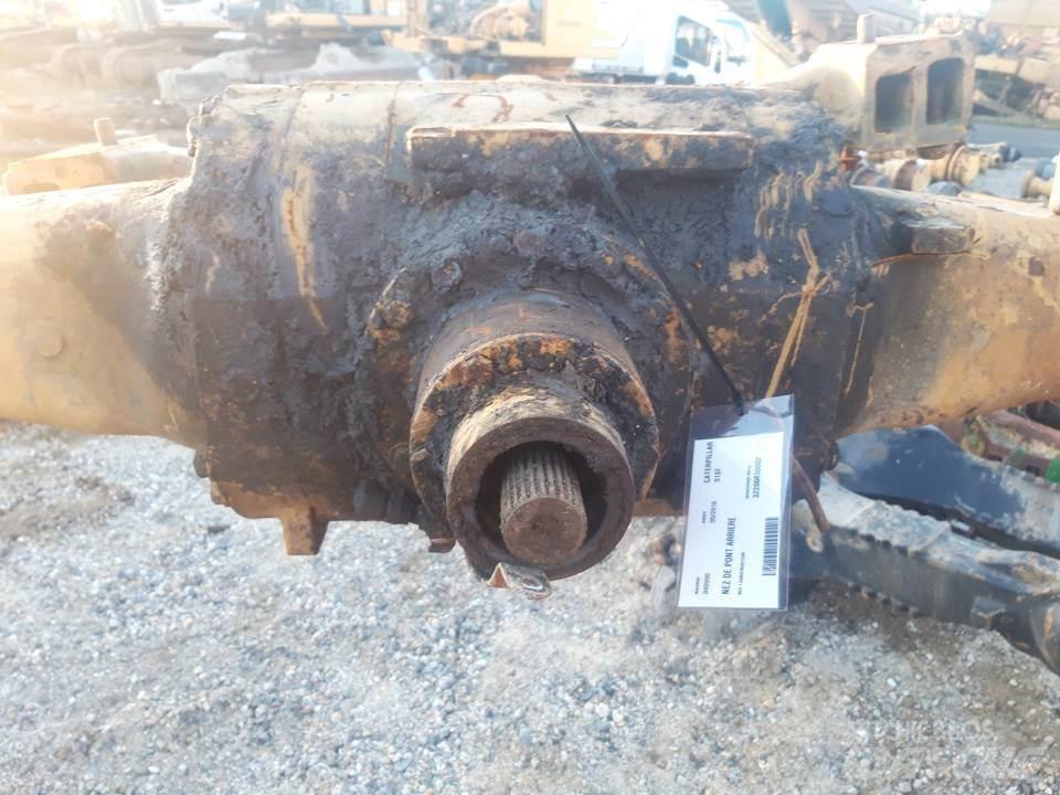 CAT 918F 传动装置