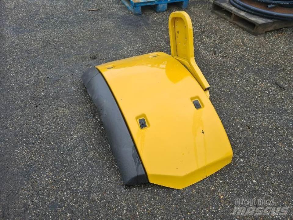 CAT 926M 驾驶室与内部