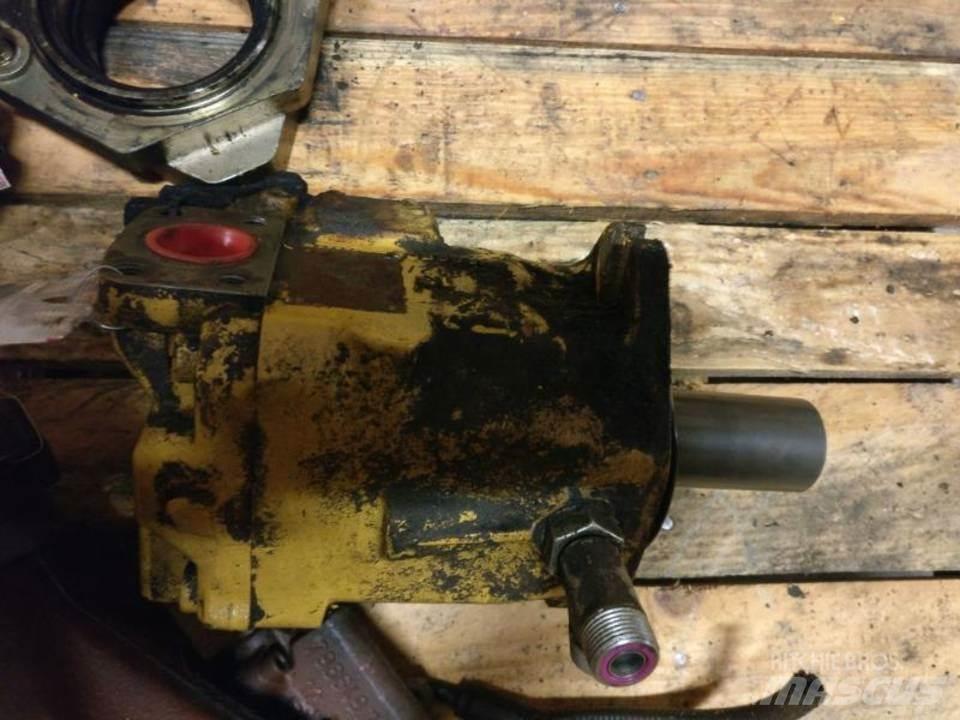 CAT 938H 液压