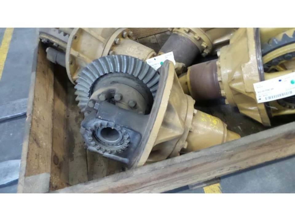 CAT 950B 传动装置