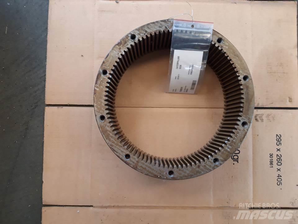 CAT 955K 传动装置