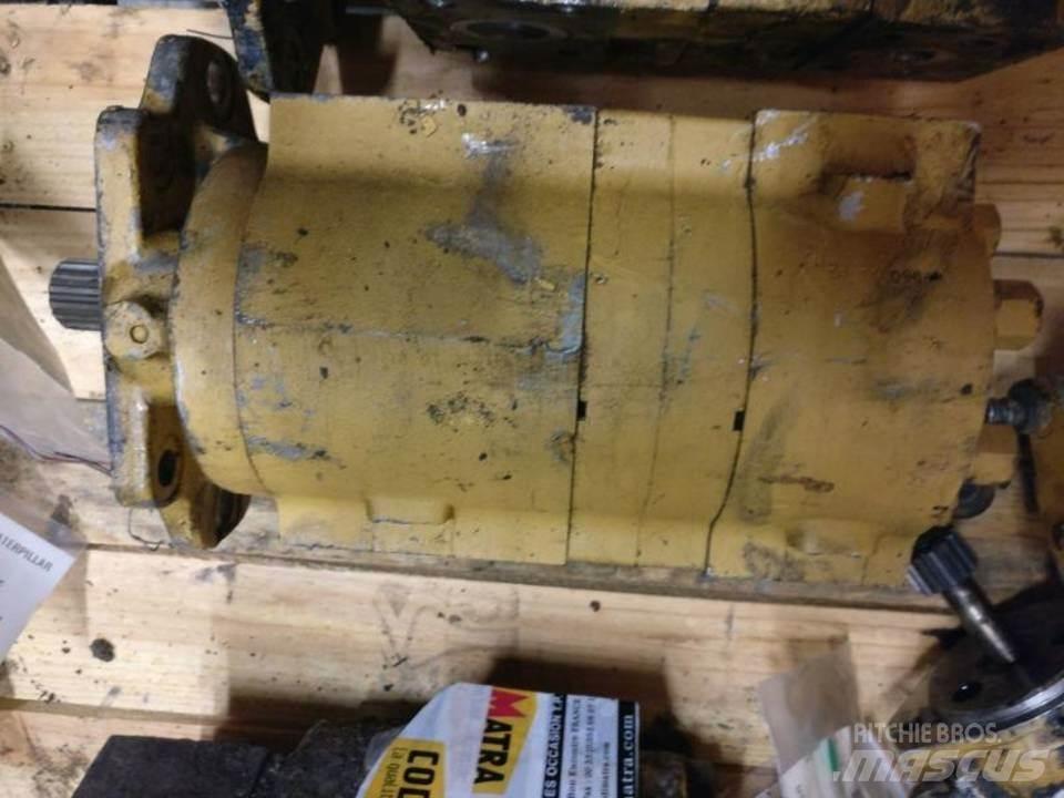 CAT 963 液压