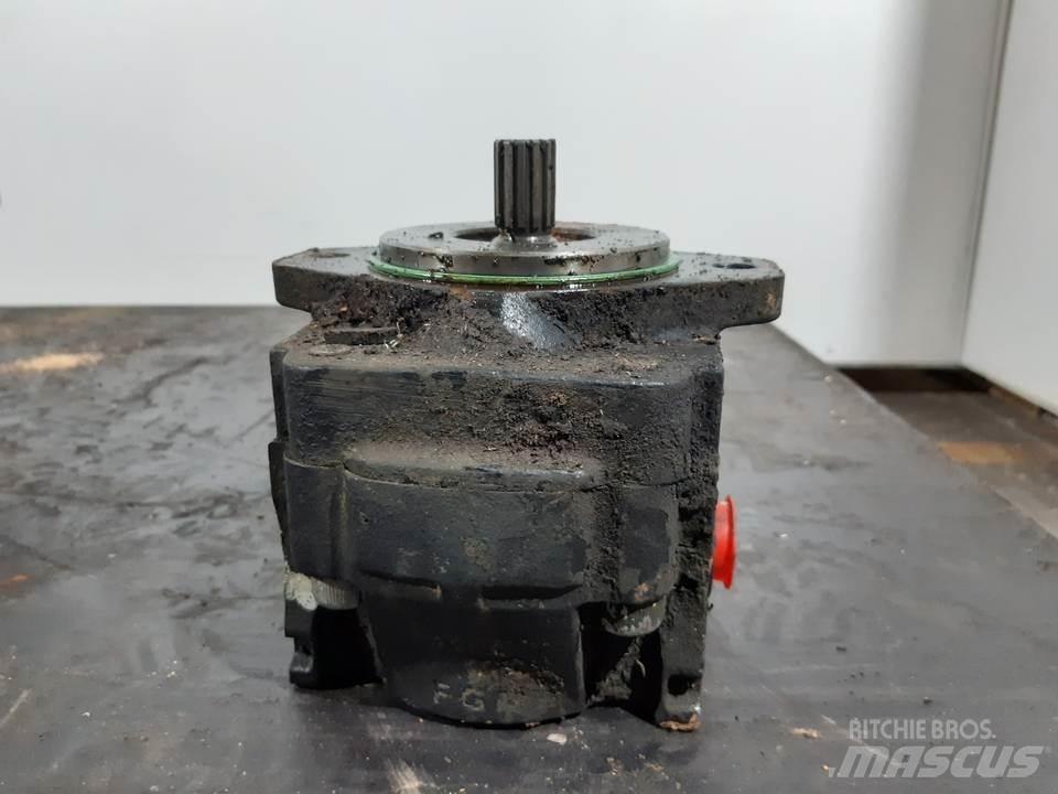 CAT 963D 液压