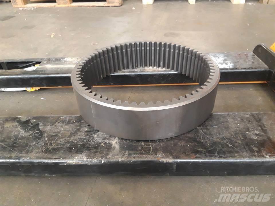 CAT 966E 传动装置