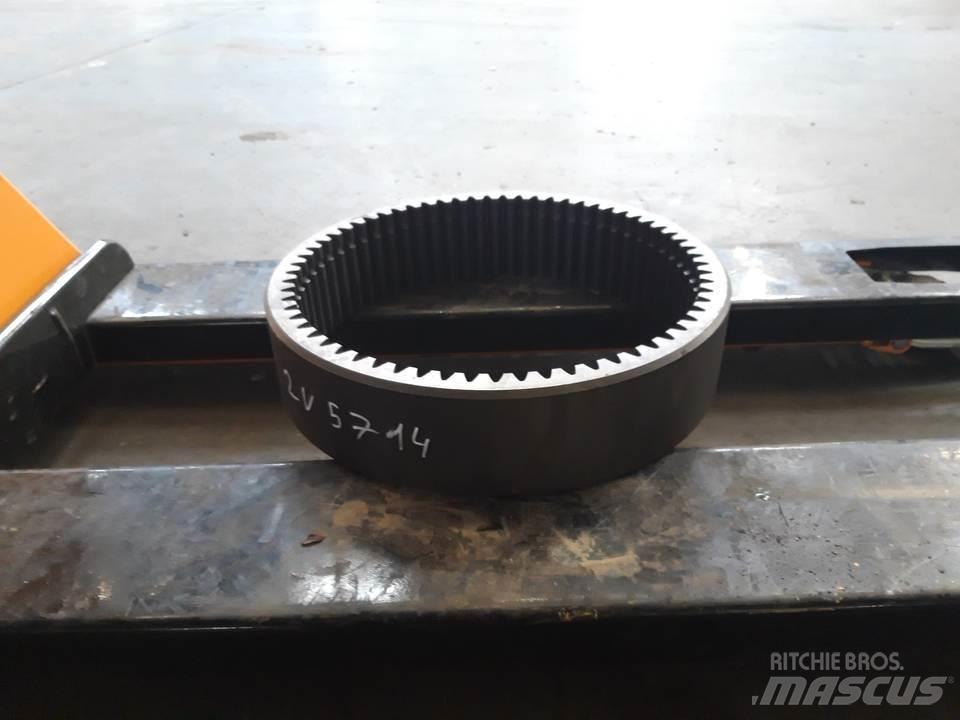 CAT 966E 传动装置