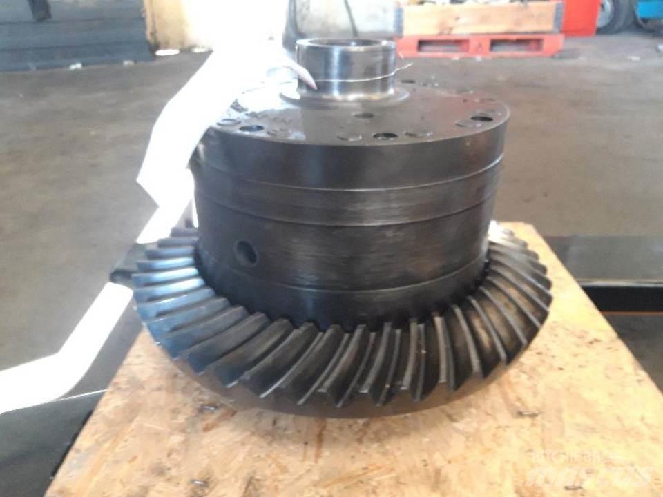 CAT 966F 传动装置