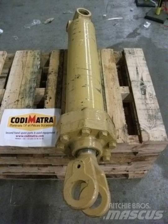 CAT 966F 液压