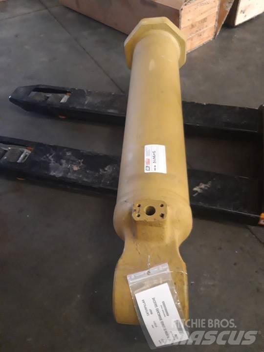 CAT 966F 液压
