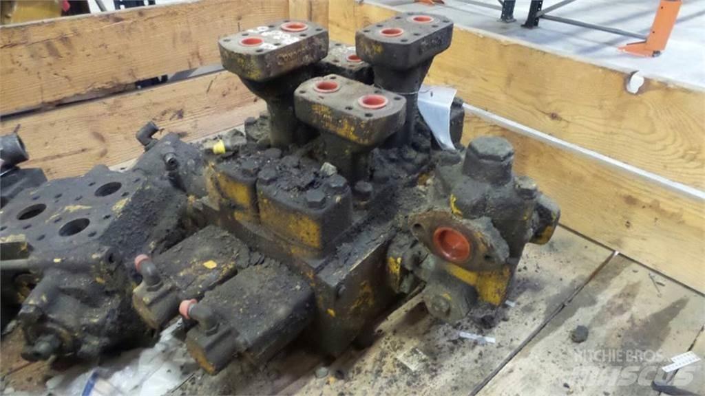 CAT 988B 液压