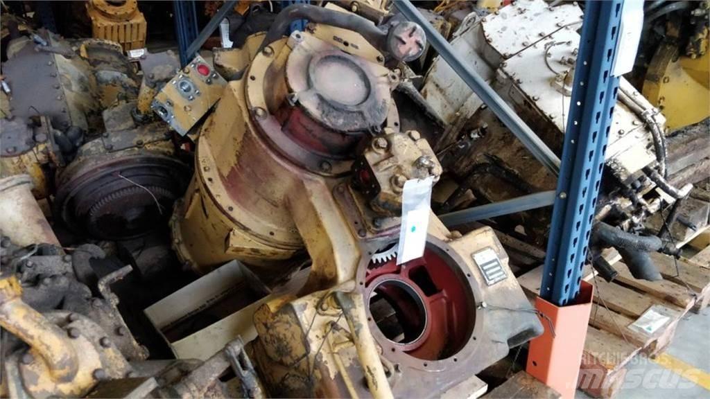 CAT D250B 传动装置