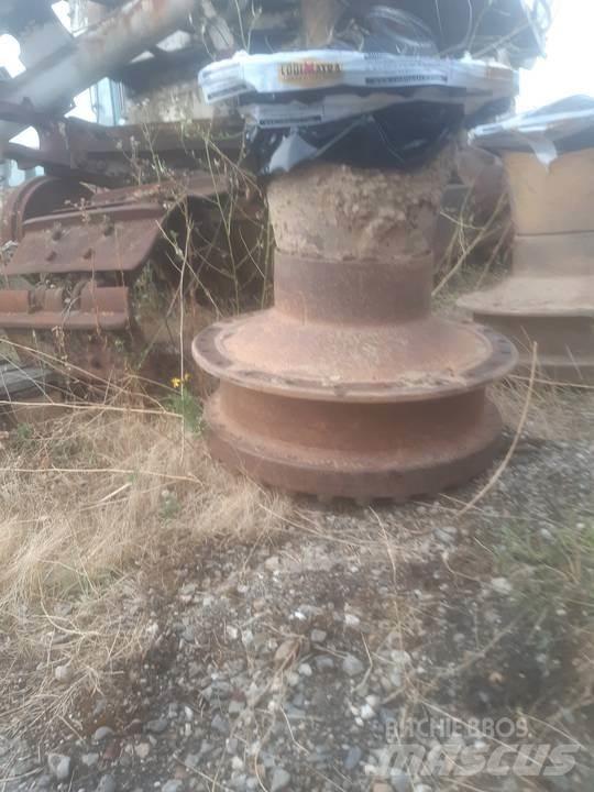 CAT D5H 传动装置