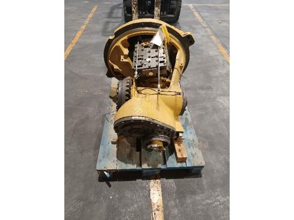 CAT D5H 传动装置