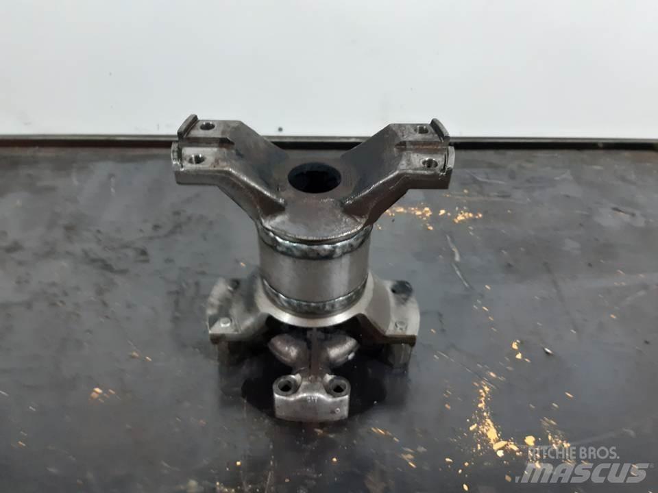 CAT D6H 传动装置