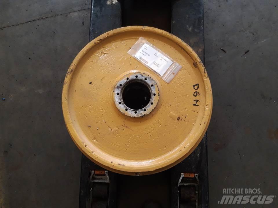 CAT D6H 履带、链条和底盘