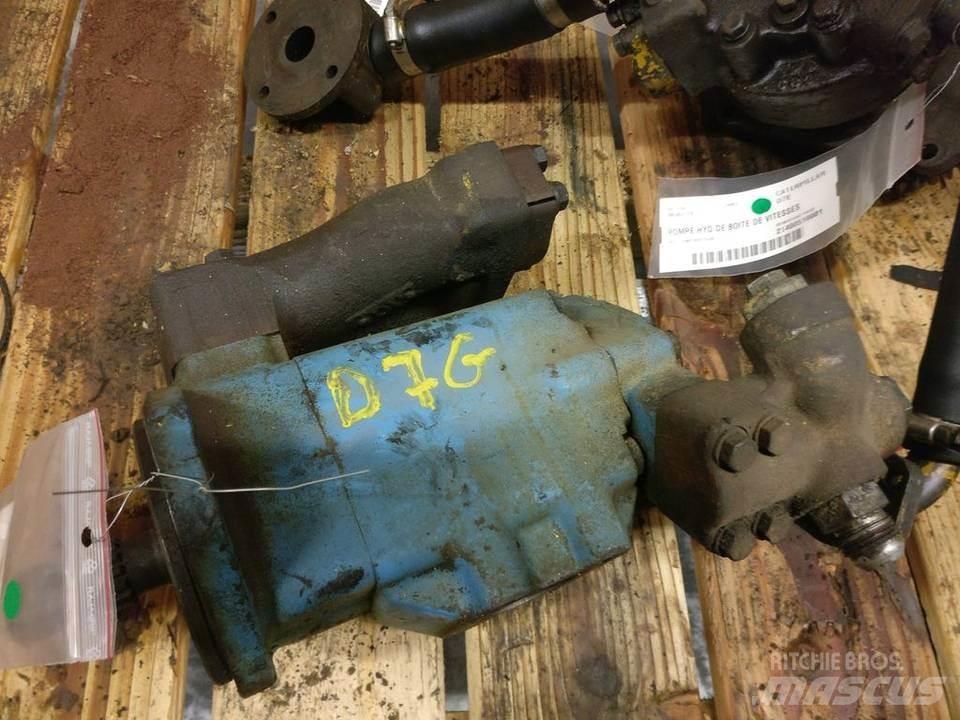 CAT D7G 液压