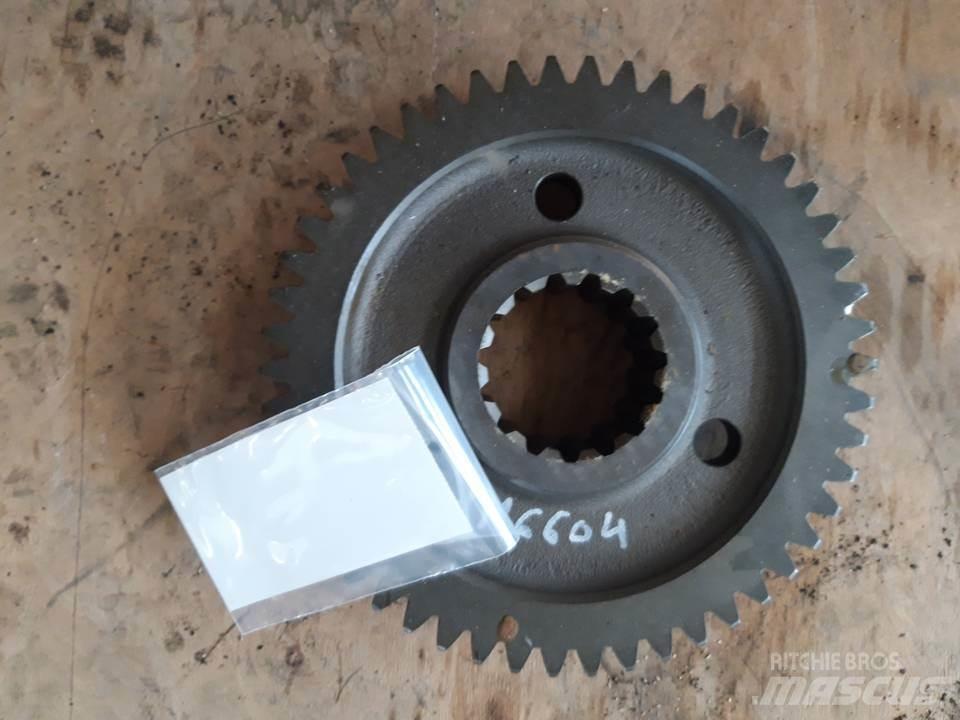 CAT D8H 传动装置