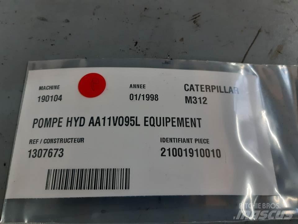 CAT M312 液压