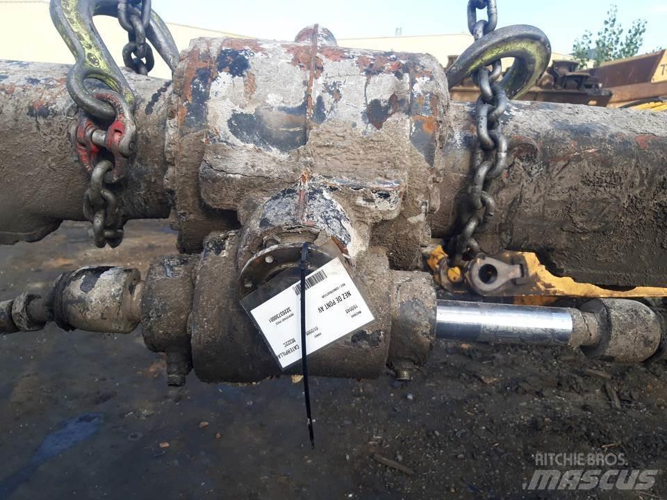 CAT M322C 传动装置