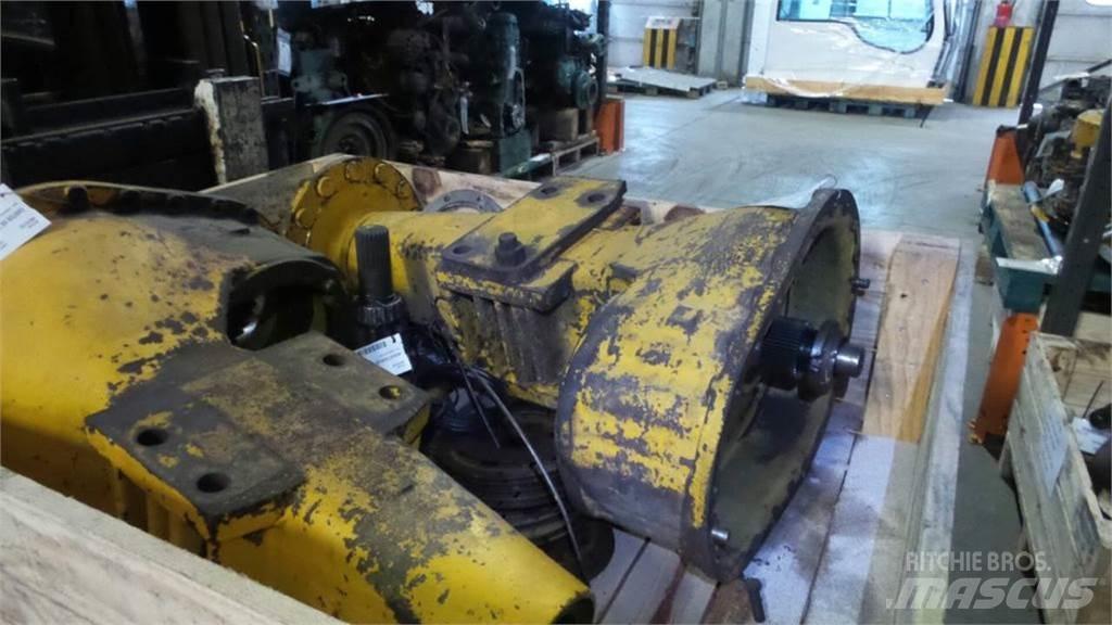 JCB 425 传动装置