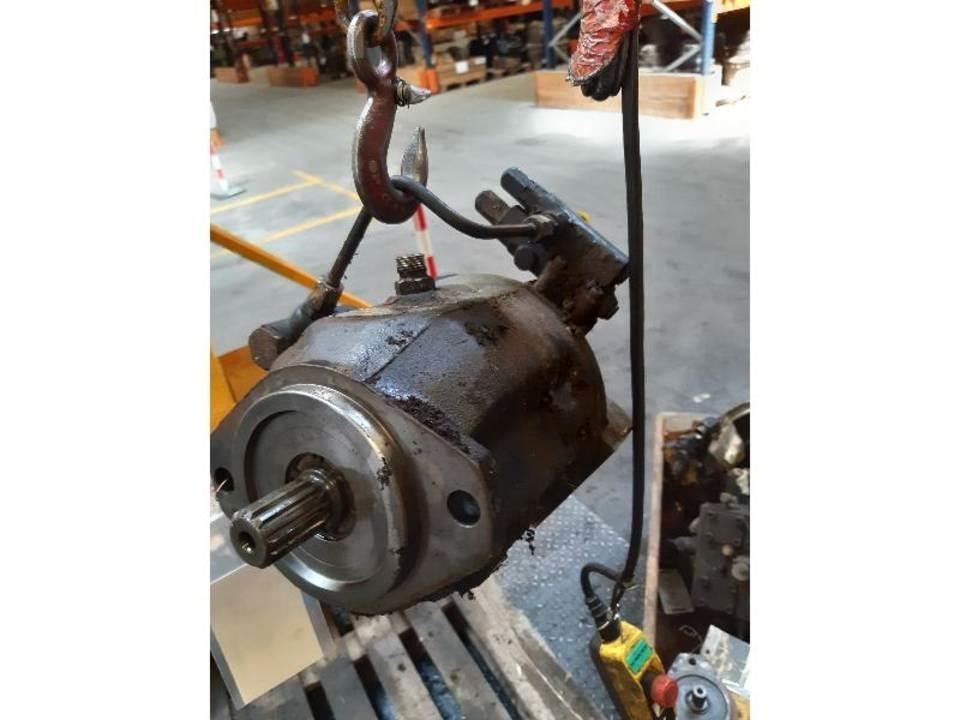 JCB 436B 液压