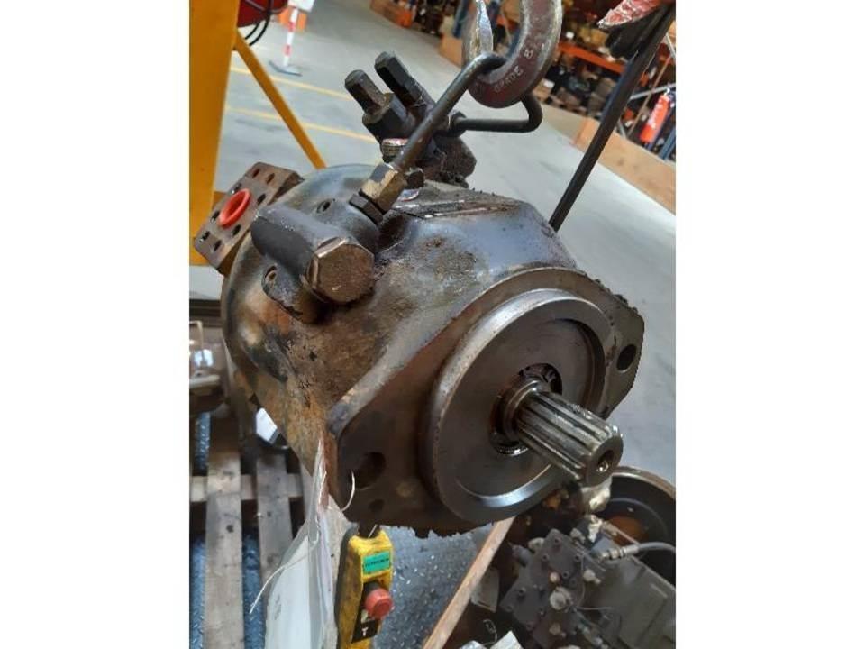 JCB 436B 液压