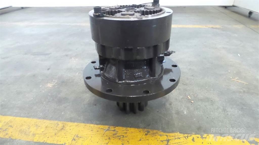 JCB 8085 传动装置