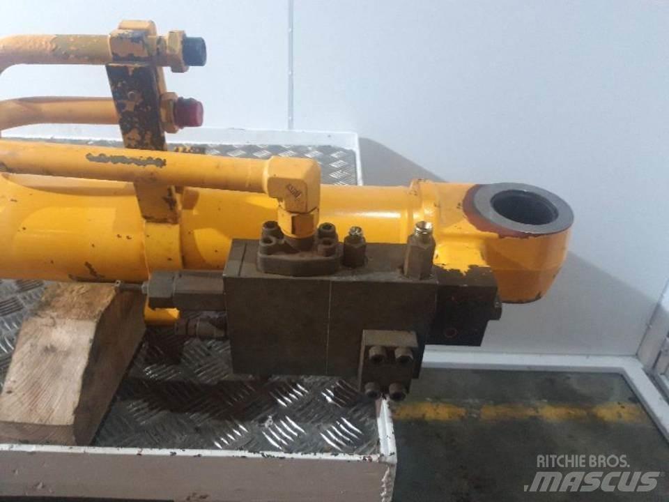 JCB JS160 液压