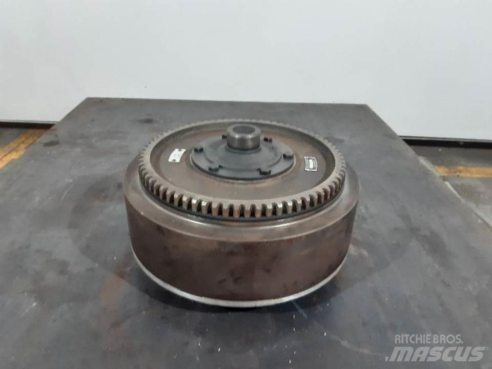 Volvo 861 传动装置