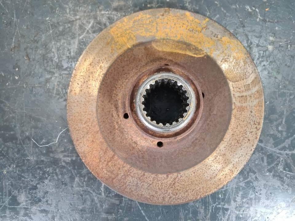 Volvo A25F 履带、链条和底盘
