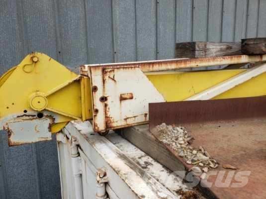 Lorain  吊杆和铲斗