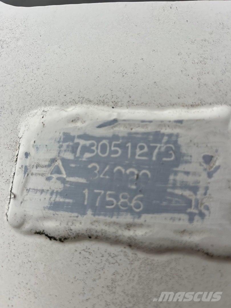 Terex 730512 吊杆和铲斗