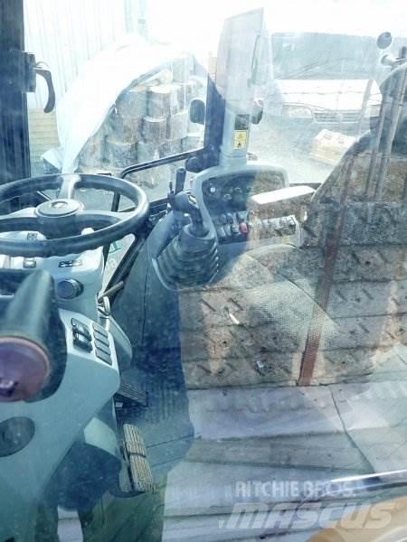 CAT 432 F2 反铲装载机