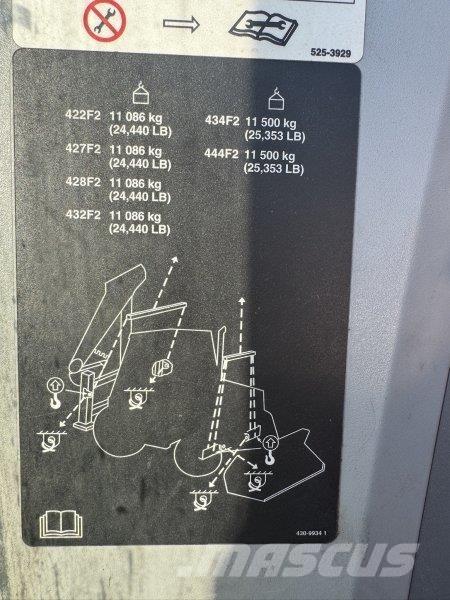 CAT 444 F2 反铲装载机