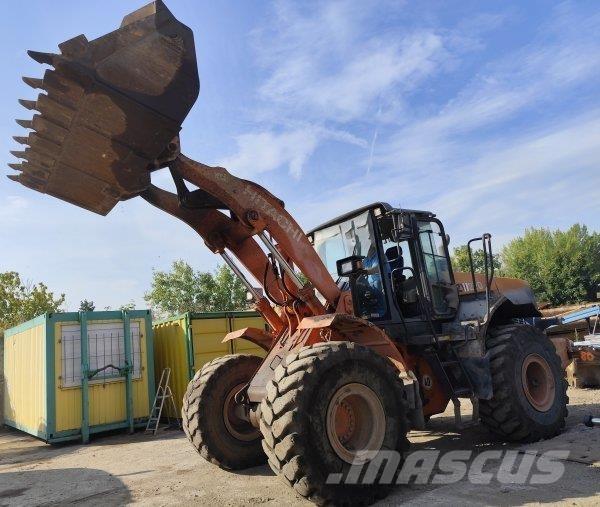 Hitachi ZW 220 轮式装载机
