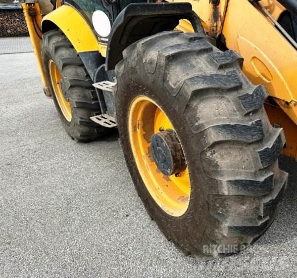 JCB 4 CX 反铲装载机