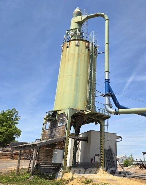  _JINÉ (CZ) DŘEVO TRUST 油罐车