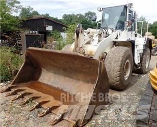 Komatsu WA 380-6 轮式装载机