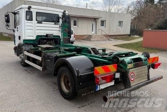 MAN TGL 12.180 工程吊钩车