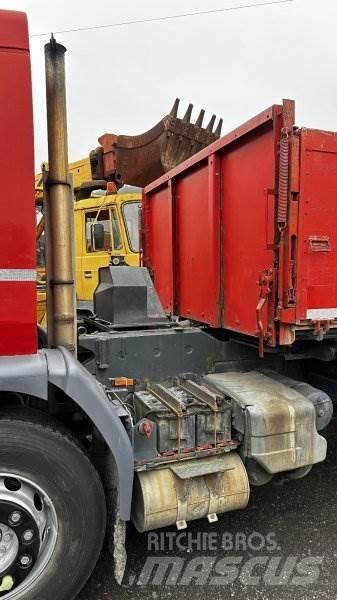 Renault Premium 250 自卸式货车