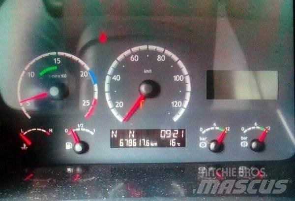 Scania R440 牵引车