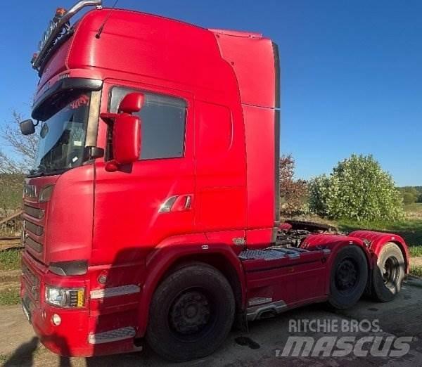 Scania R520 牵引车