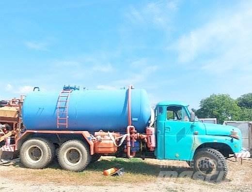 Tatra 148 CAS 10 油罐车
