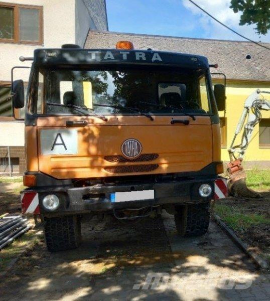 Tatra 815 工程吊钩车
