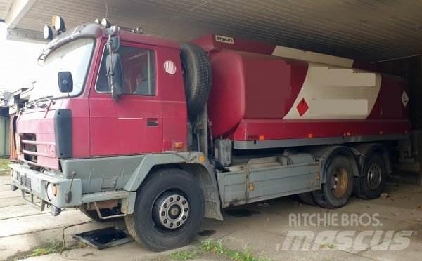 Tatra 815 +(BE) Stokota 油罐车