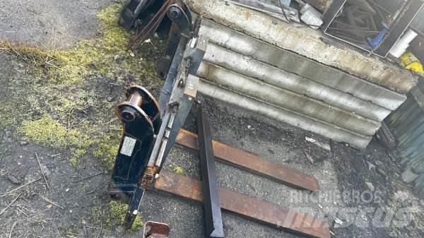 Terex TL 100 轮式装载机