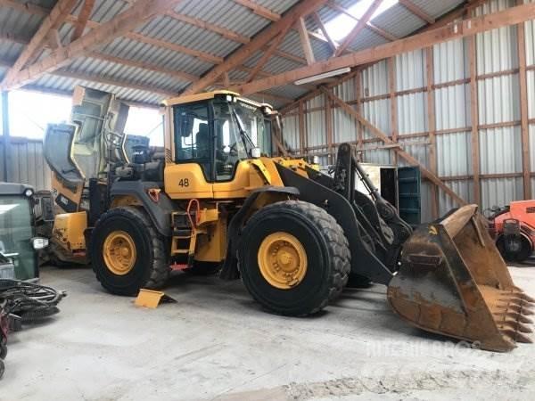 Volvo L 110 H 轮式装载机