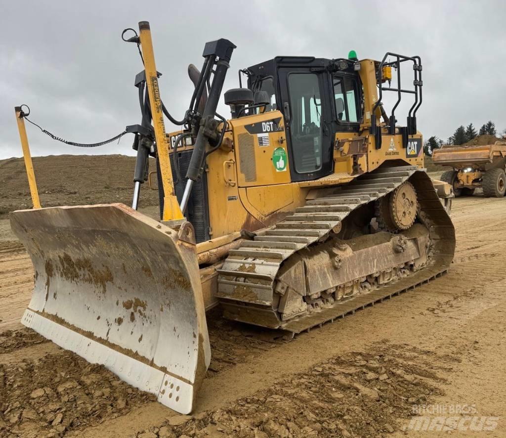 CAT D 6 T LGP 履带式推土机