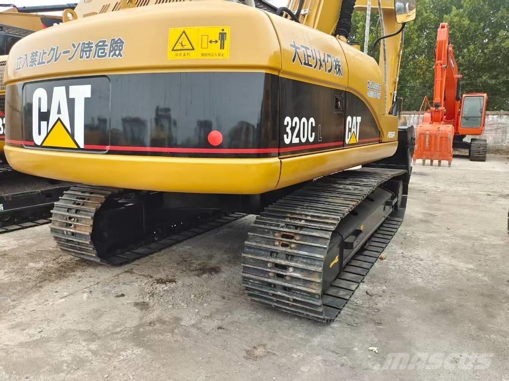 CAT 320CL 履带挖掘机