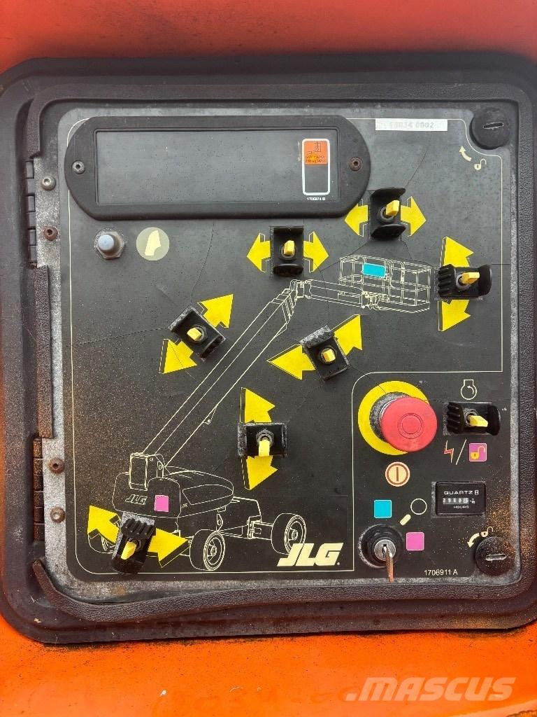 JLG 1350 SJP 直臂高空工作平台