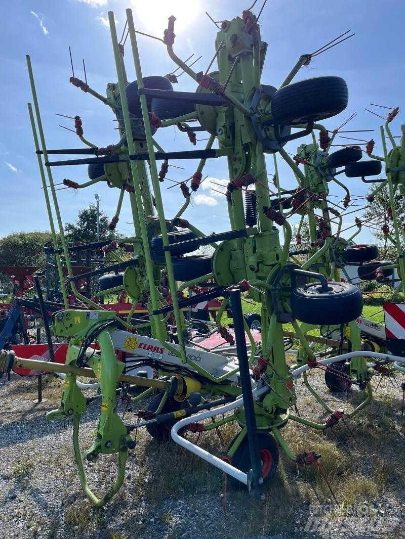 CLAAS VOLTO 1100 犁耙和摊草机